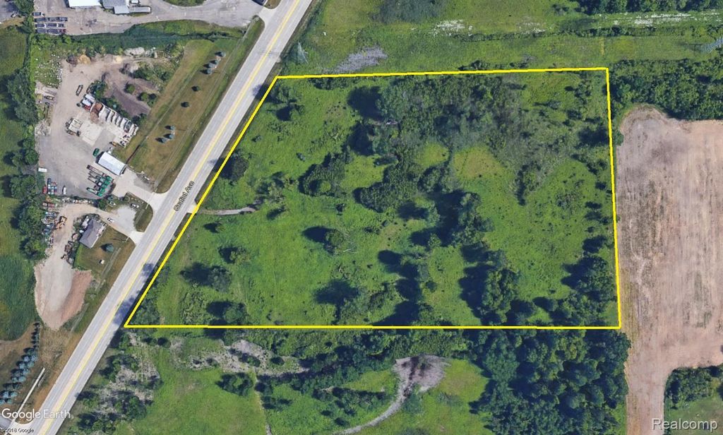 55370 Gratiot Avenue, Chesterfield township