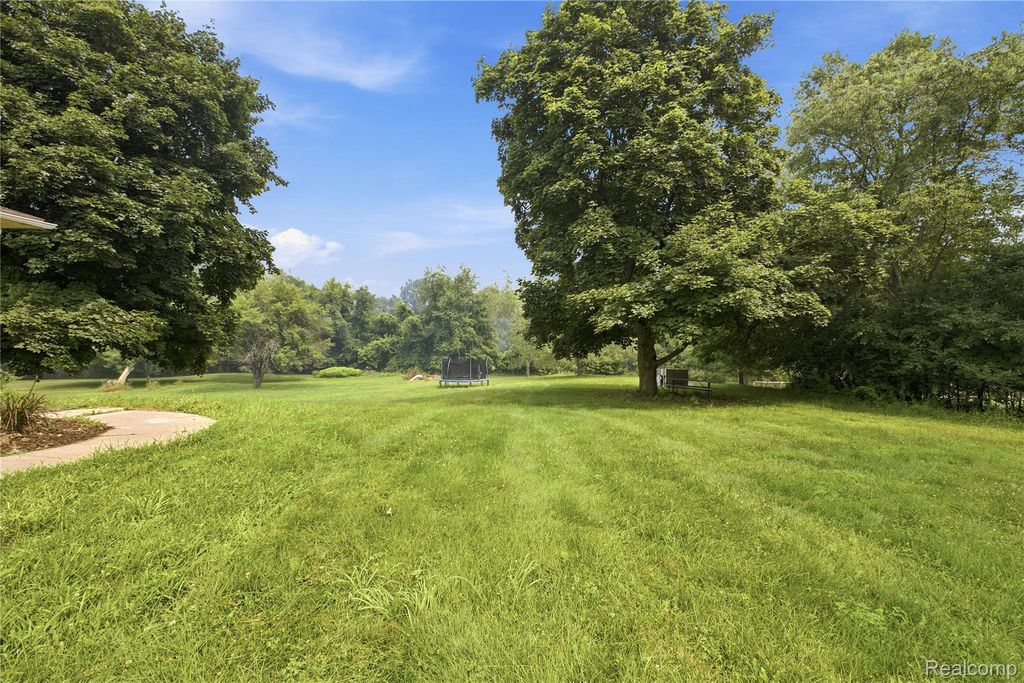 0000 Indianwood Court, Independence charter township