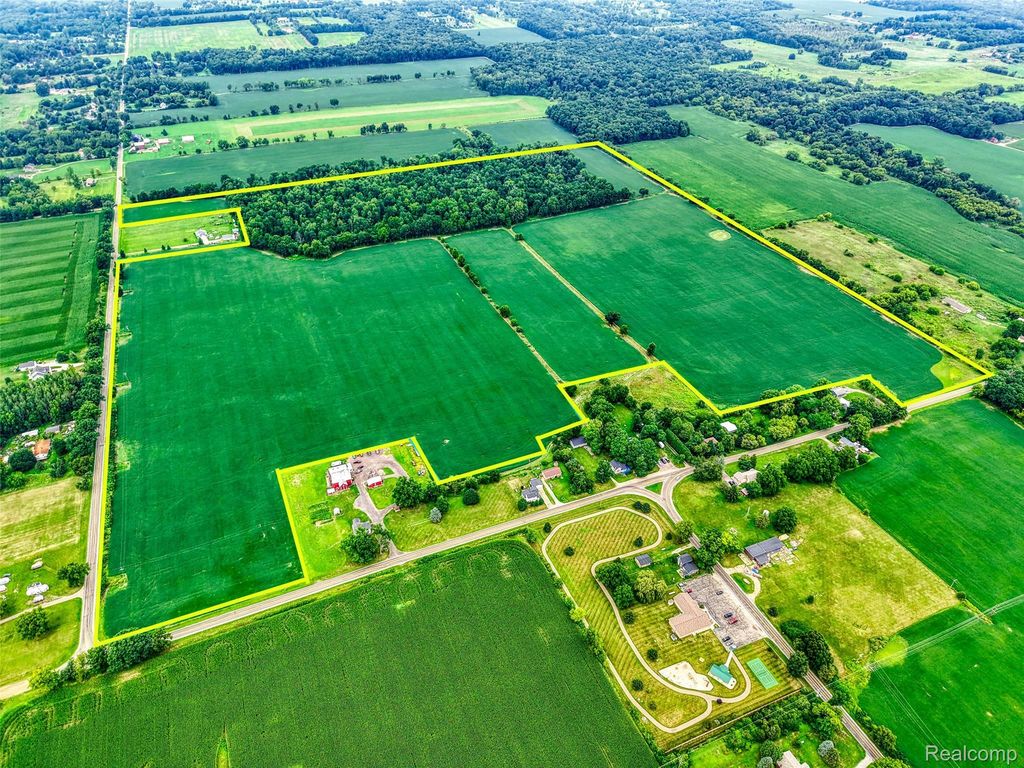Elliott Road, Iosco township