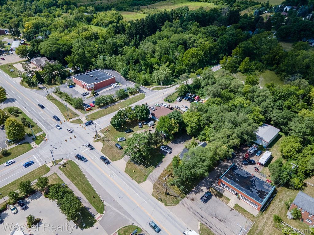 67091 Van Dyke Road, Washington township