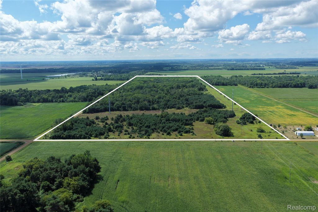 000 Parisville Road, Minden township