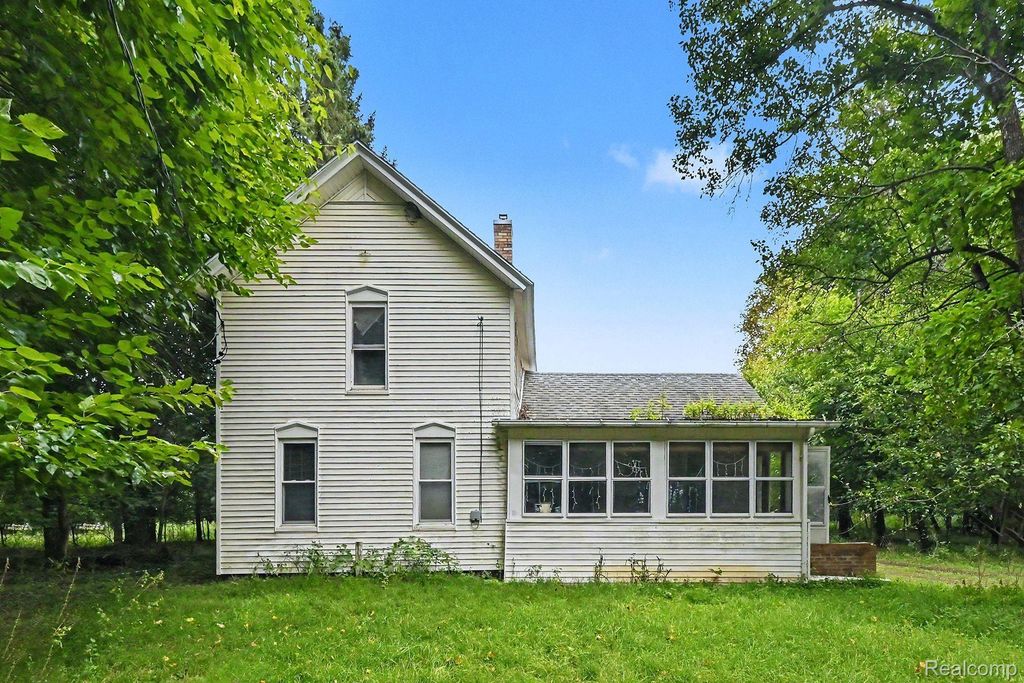 8145 Beardslee Road, Bennington township