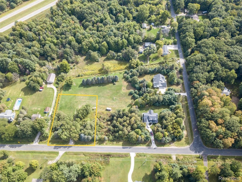 2140 N 5 Mile Rd, Midland