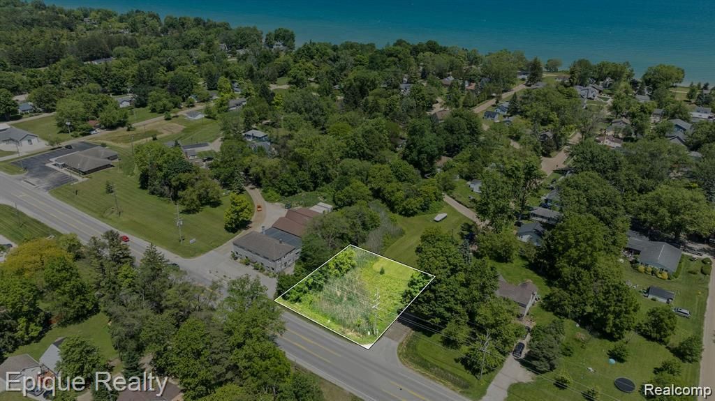 0000 Lakeshore, Lexington