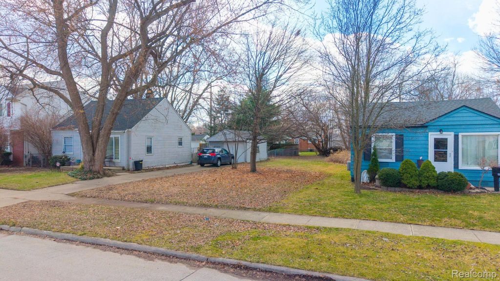 Nightingale, Dearborn Heights