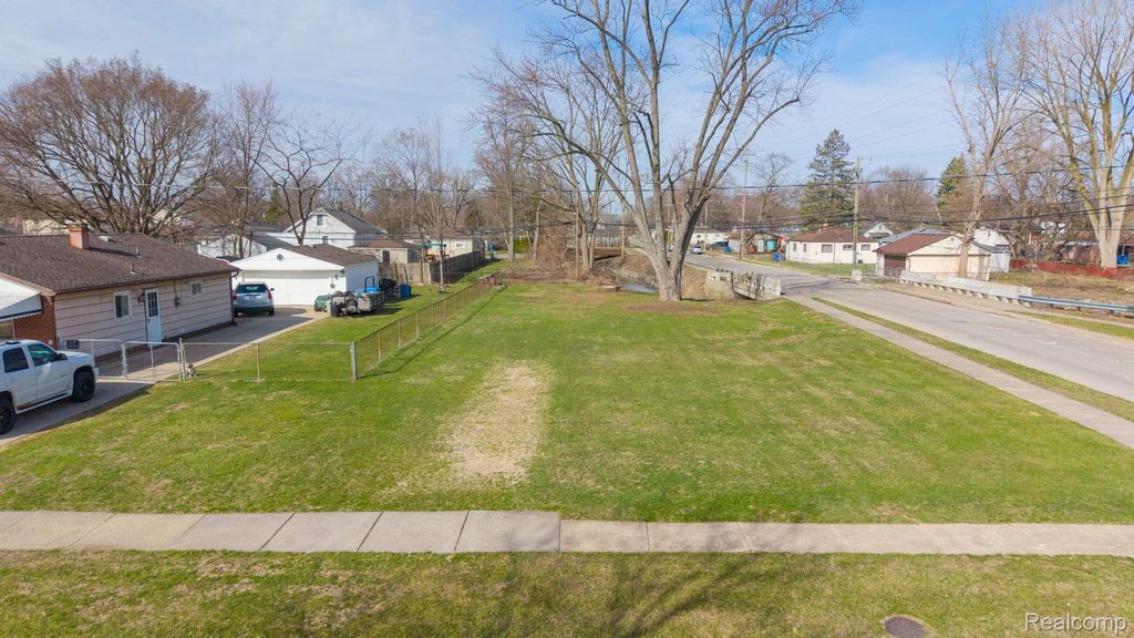 00 Merrick, Dearborn Heights