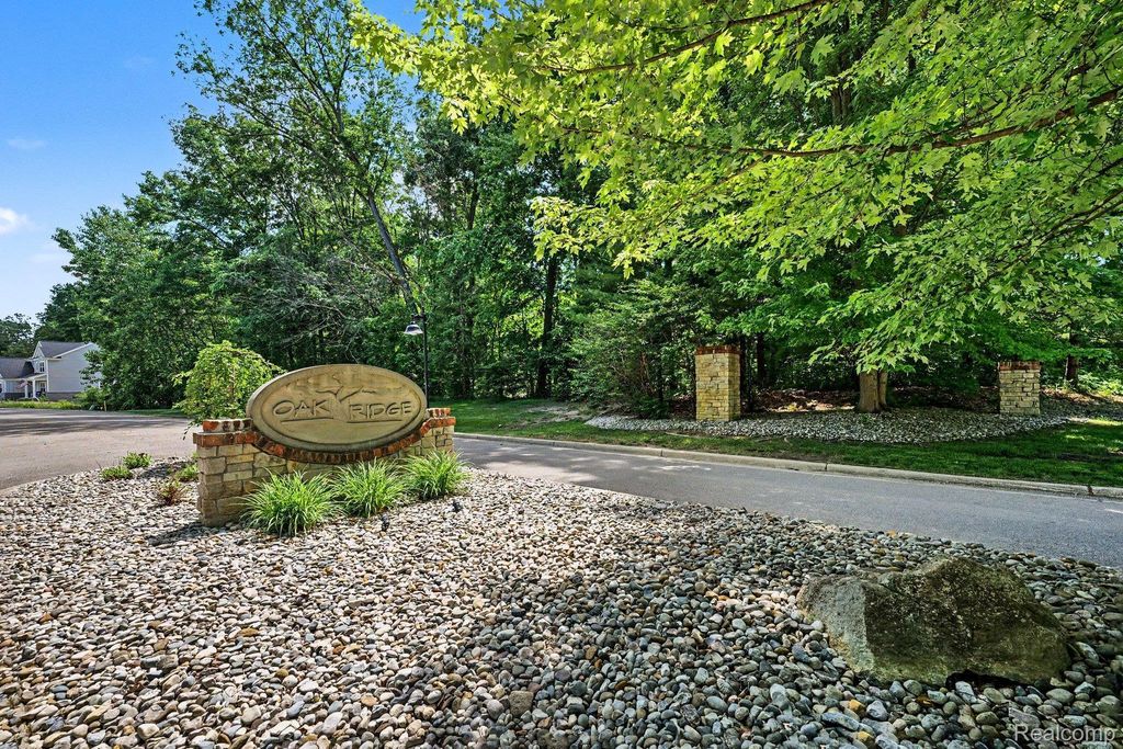00 Deer Ridge Trail, Holly