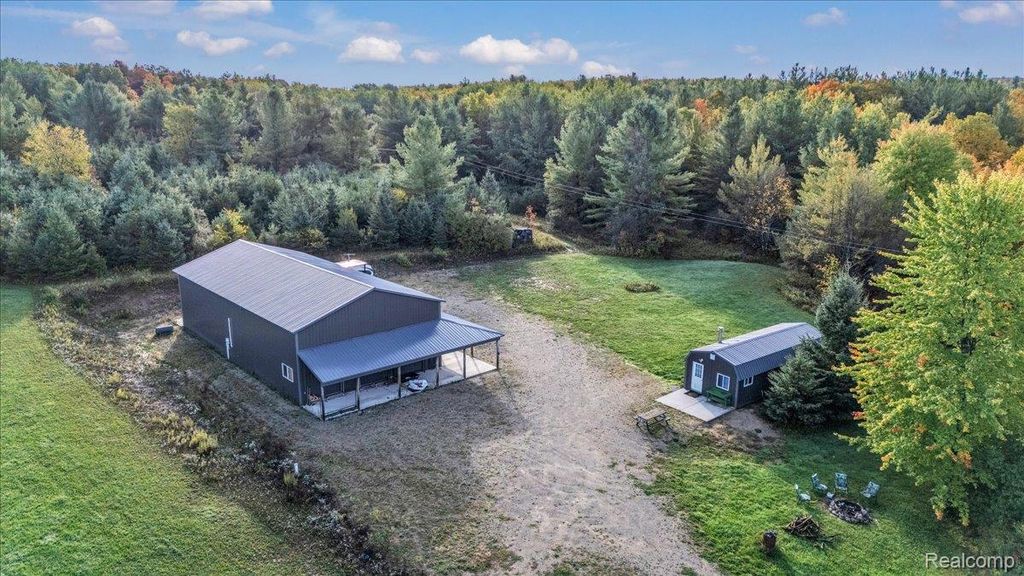 2750 140th Avenue, Hersey