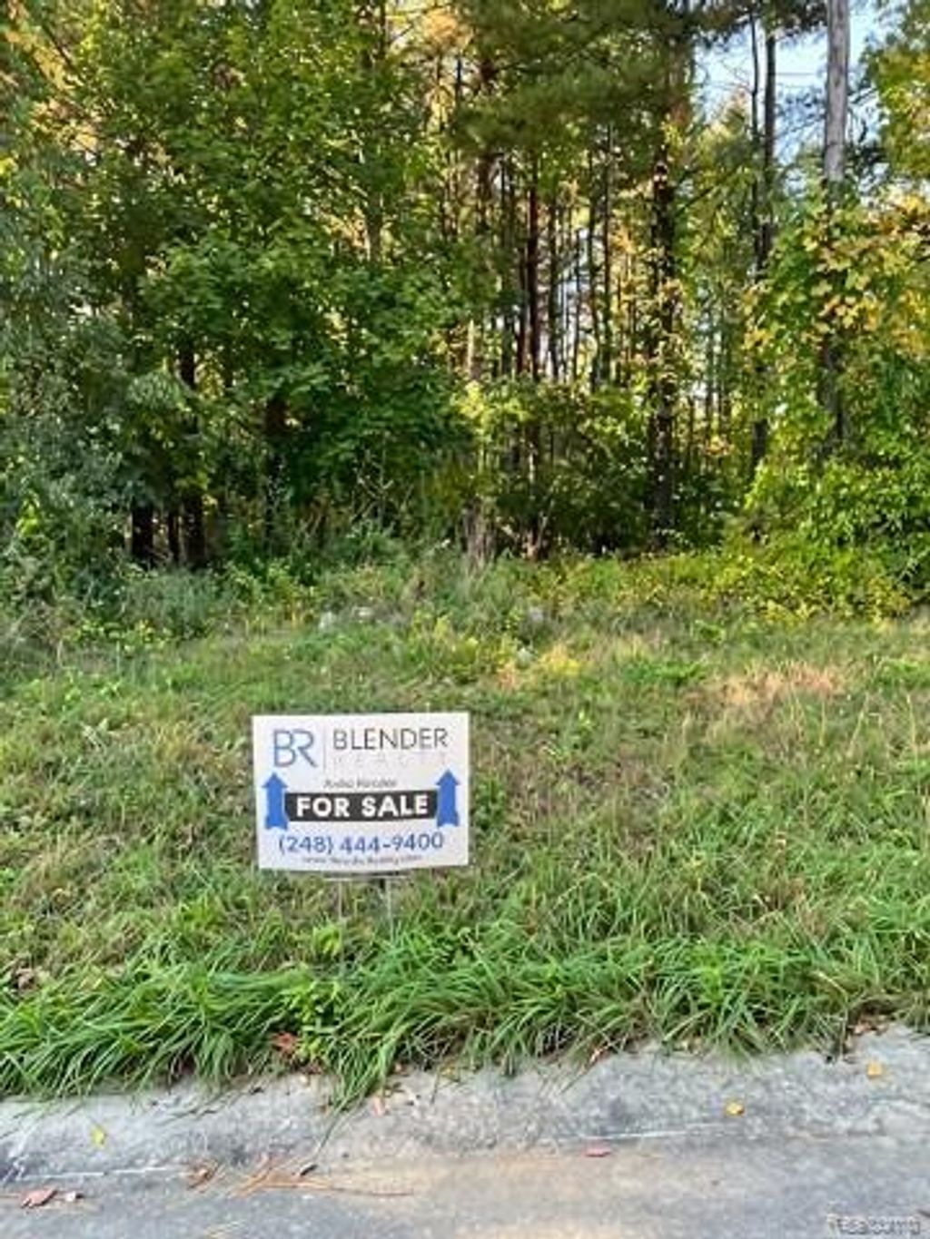 3743 Kerriel Court, Commerce Twp