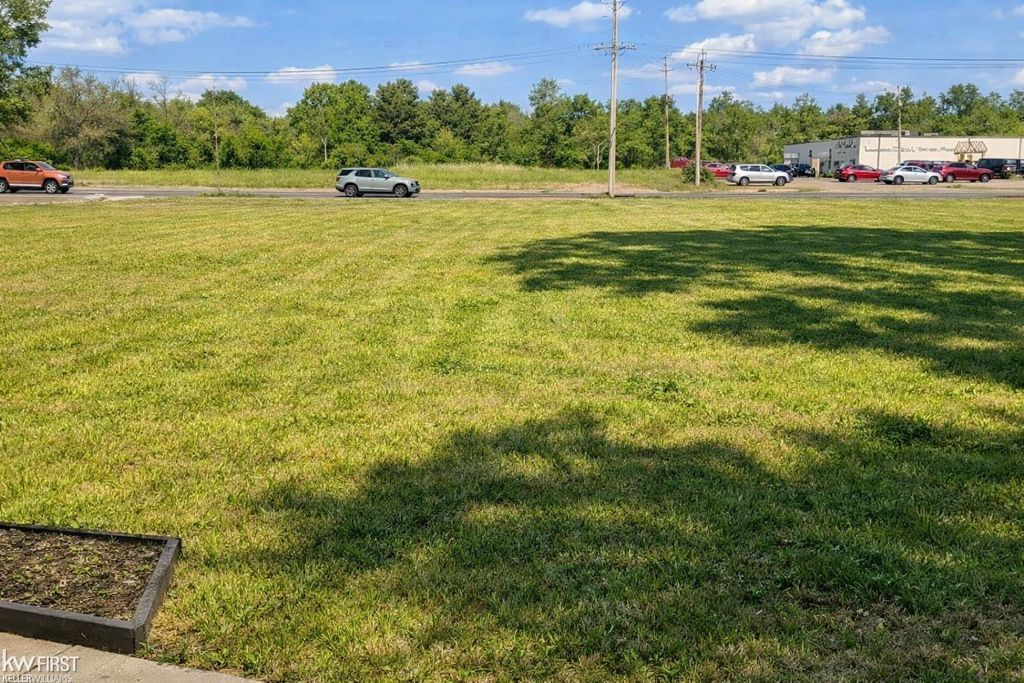 3006 S Dort Hwy, Flint city