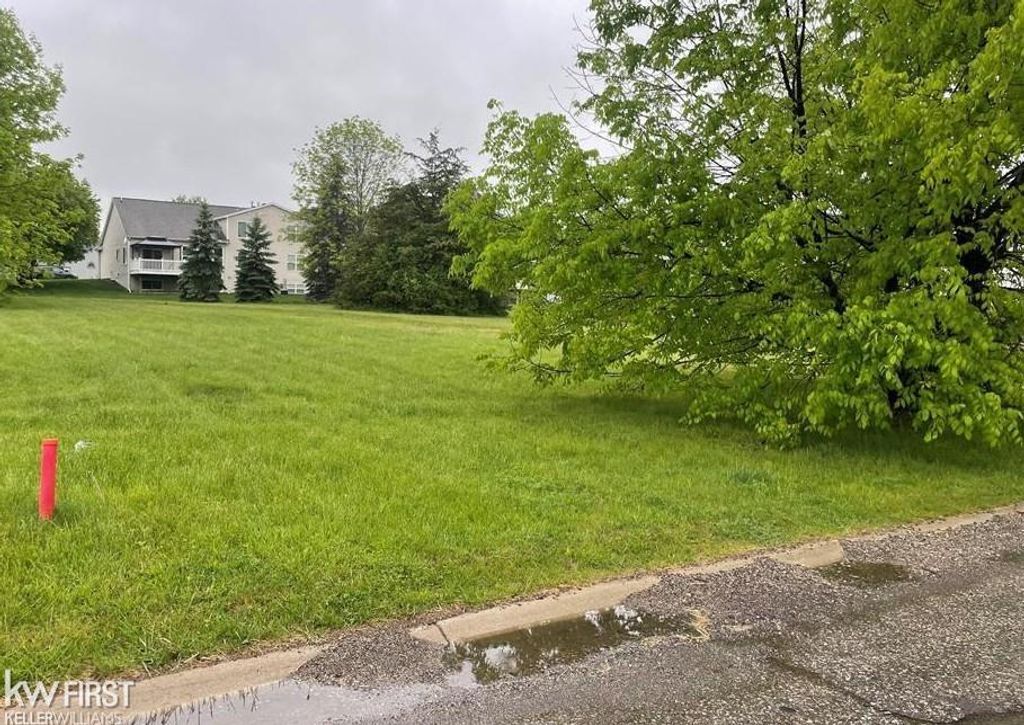 5160 Sandalwood Dr, Grand Blanc charter township