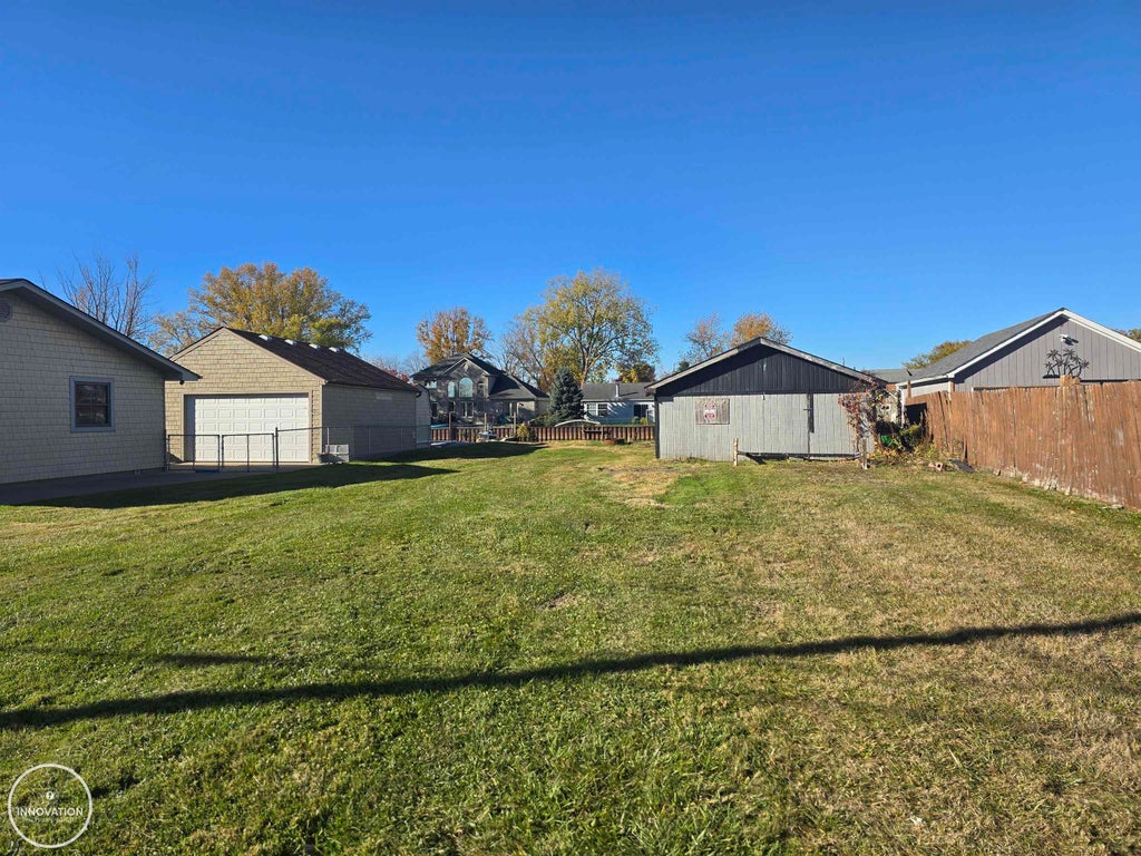 7314 Edlane Rd, Clay township