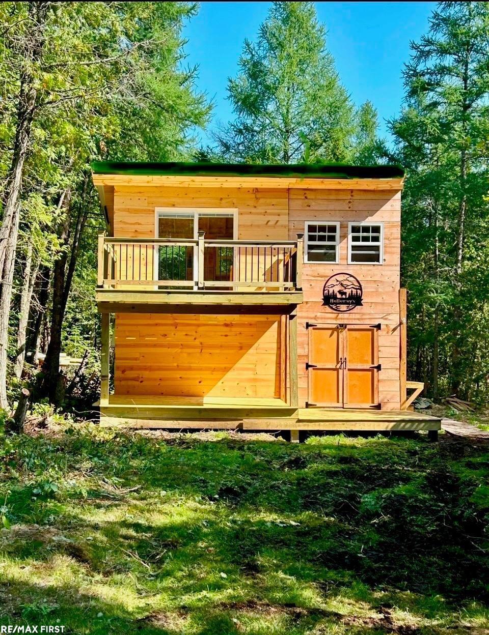 V/l I Road Rd, Escanaba city