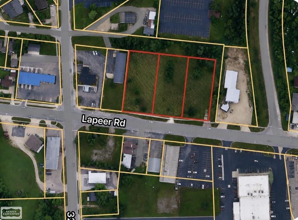 3096 Lapeer Rd, Port Huron charter township