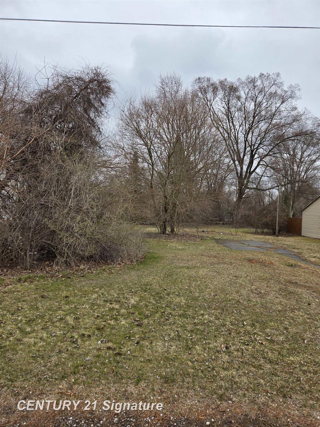 655 Lutzke Rd, Thomas township