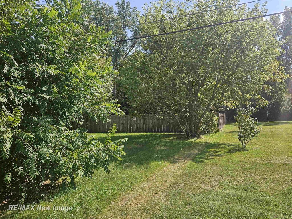 7101 Mccliggott, Saginaw
