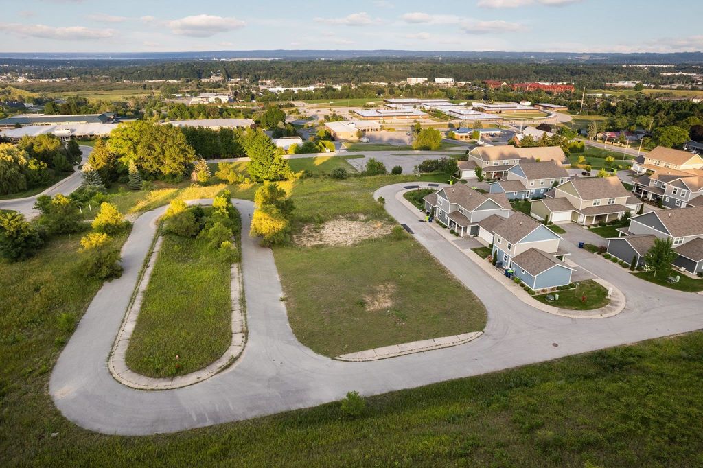 000 Barnes, Garfield charter township