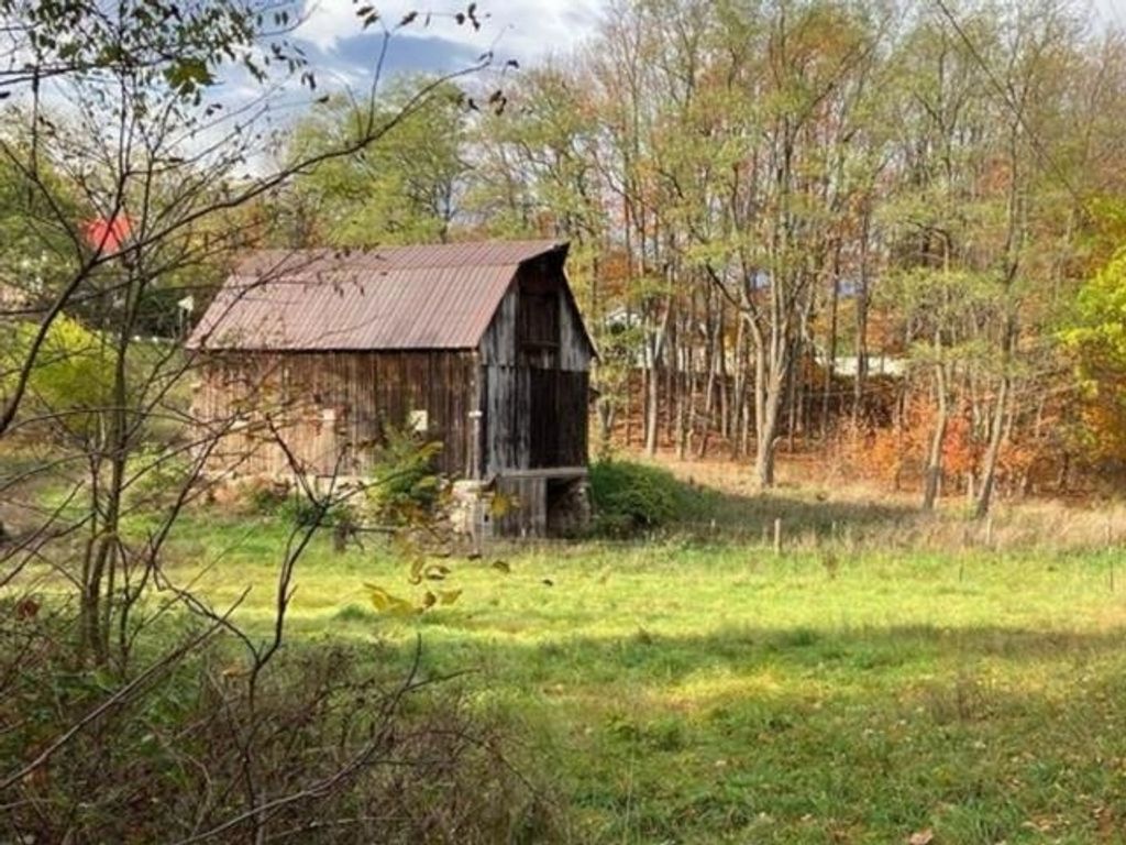 7699 Benzie Hwy, Benzonia