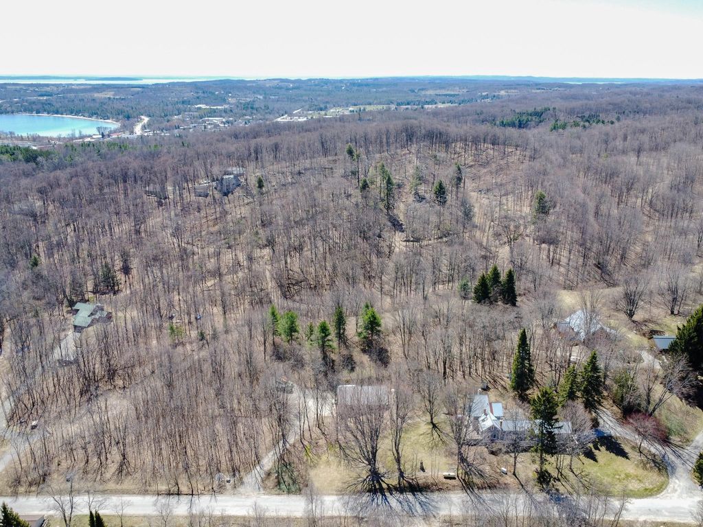 0 E Smiseth Rd, Suttons Bay township