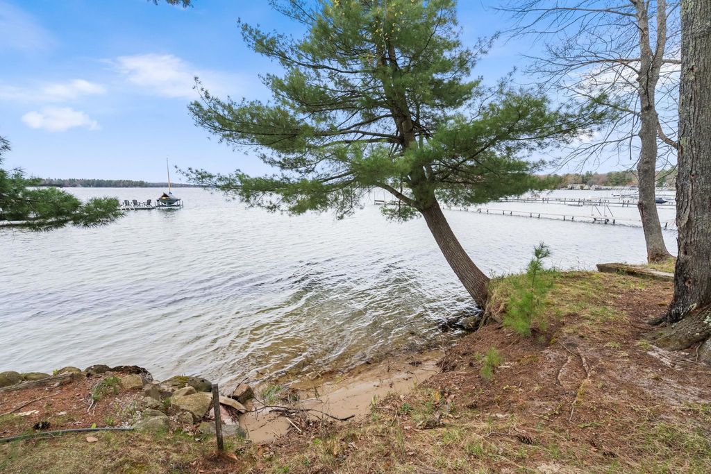 186 S Long Lake, Green Lake township