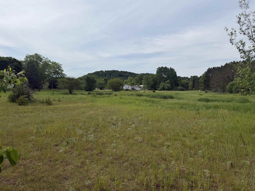 00 Pearl, Thompsonville