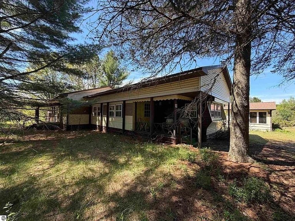 13158 Cinder, Beulah