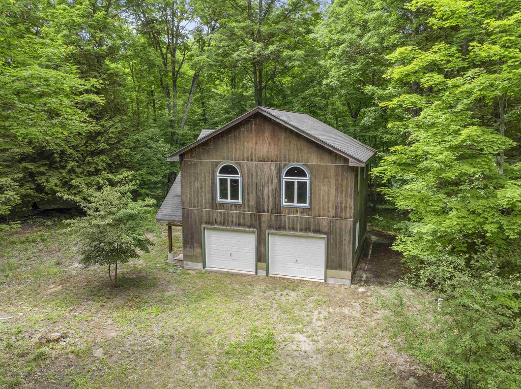 7532 Way, Platte township