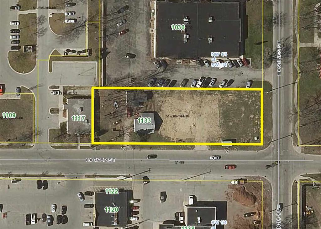 1133 Carver, Traverse City city