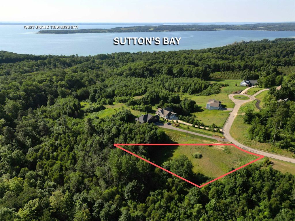 1886 N Blue Water, Suttons Bay township