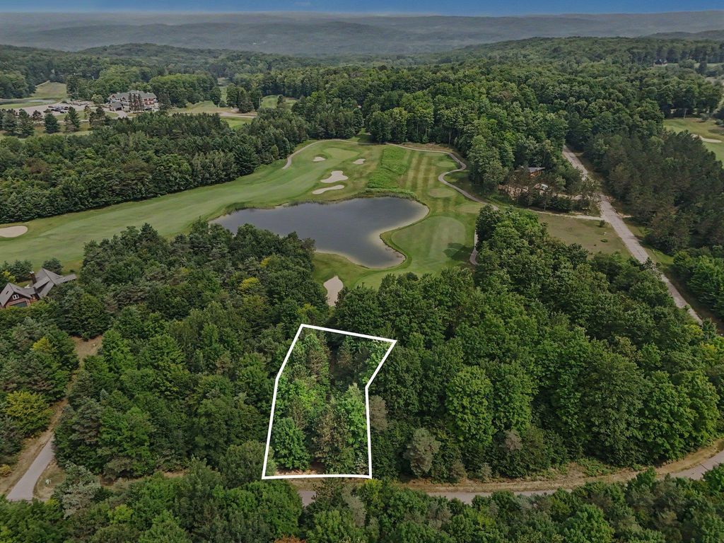 Lot 308 Goshawk, Kearney township