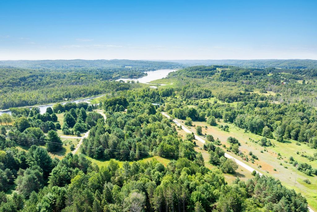 Vl (15+16) Rolling Ridge, Banks township