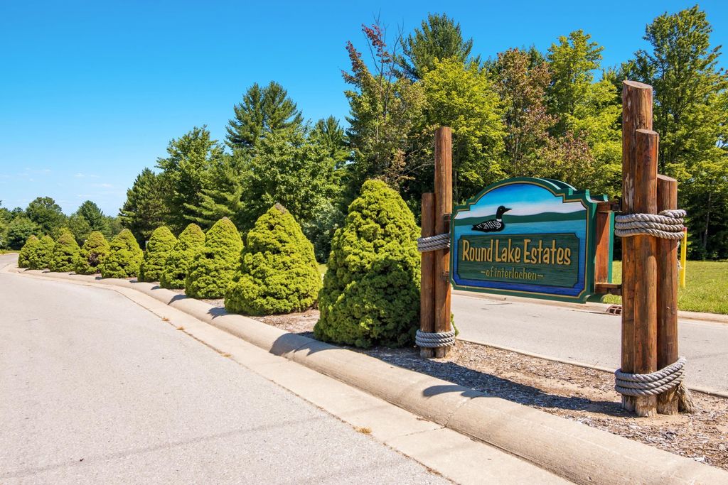 V/l Round Lake Rd, Green Lake township