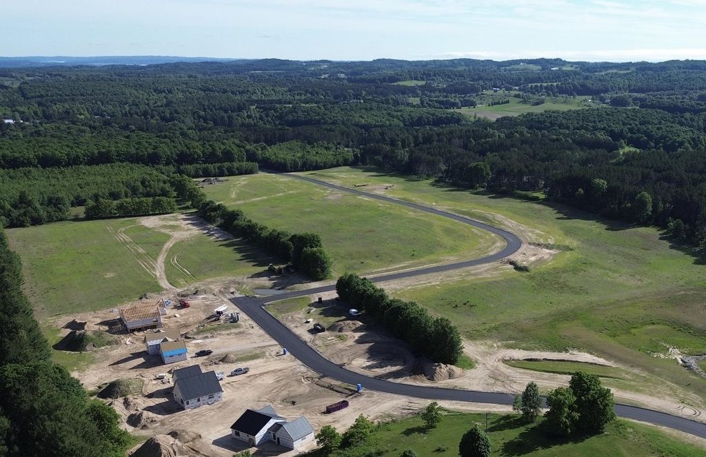 Lot 25 Ridgewater, Long Lake township