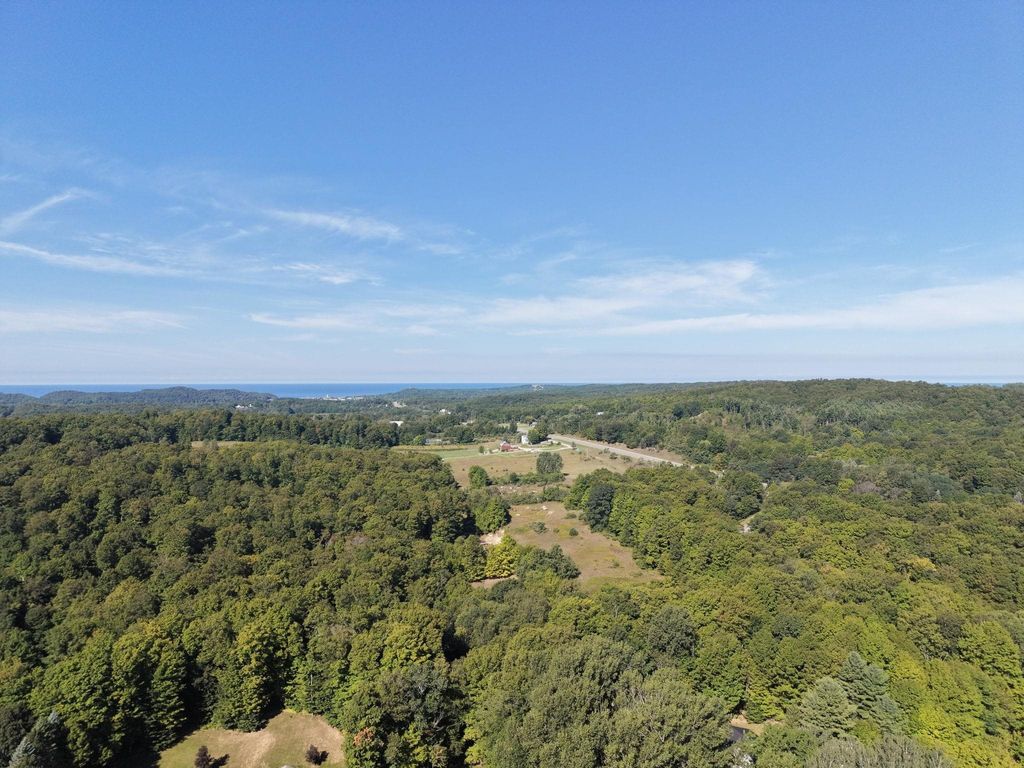 103 Adams, Crystal Lake township