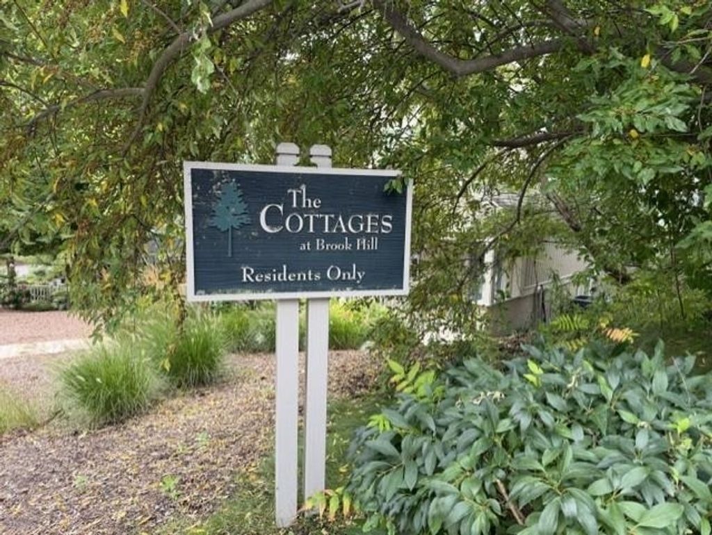 35 Brook Hill Cottages, Glen Arbor