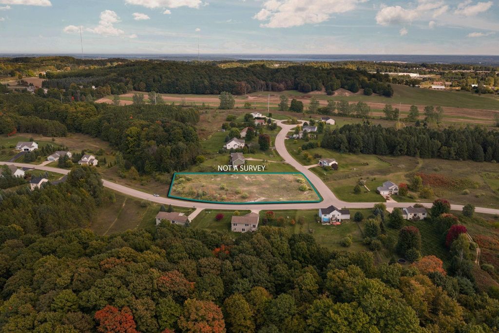 0 Lindhurst, Traverse City