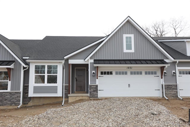 1031 Camellia Cir 40 17, Marion township