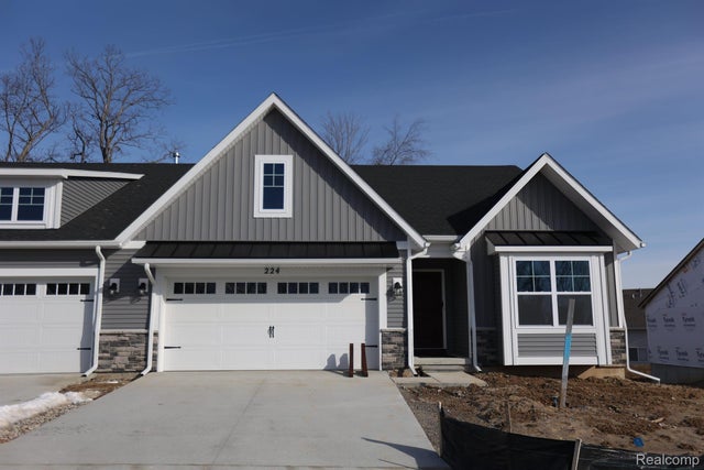 1012  Camellia Cir 48 20, Marion township