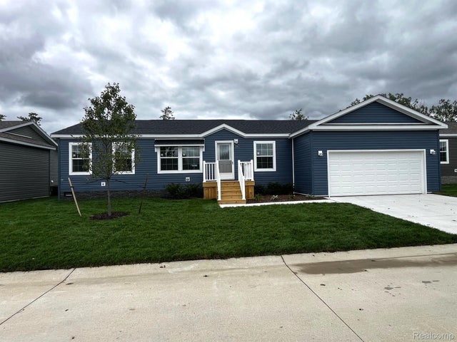 2765 Naples Crt, Lapeer township