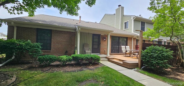 31224 Country Way, Farmington Hills city