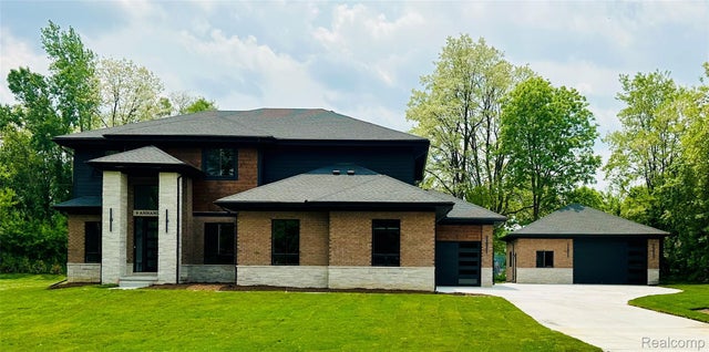 9 Annandale, Addison township