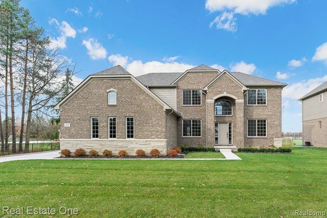 1685 E Wattles Rd, Troy city