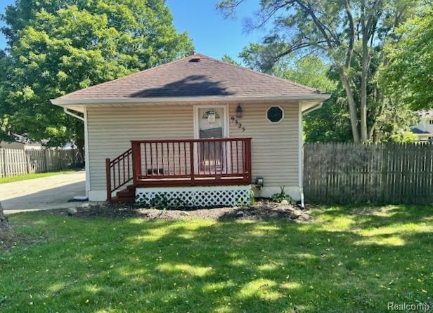 9325 Commerce Rd, Commerce charter township
