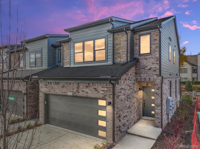 3012 Canopy Tree Way 9, Pittsfield charter township
