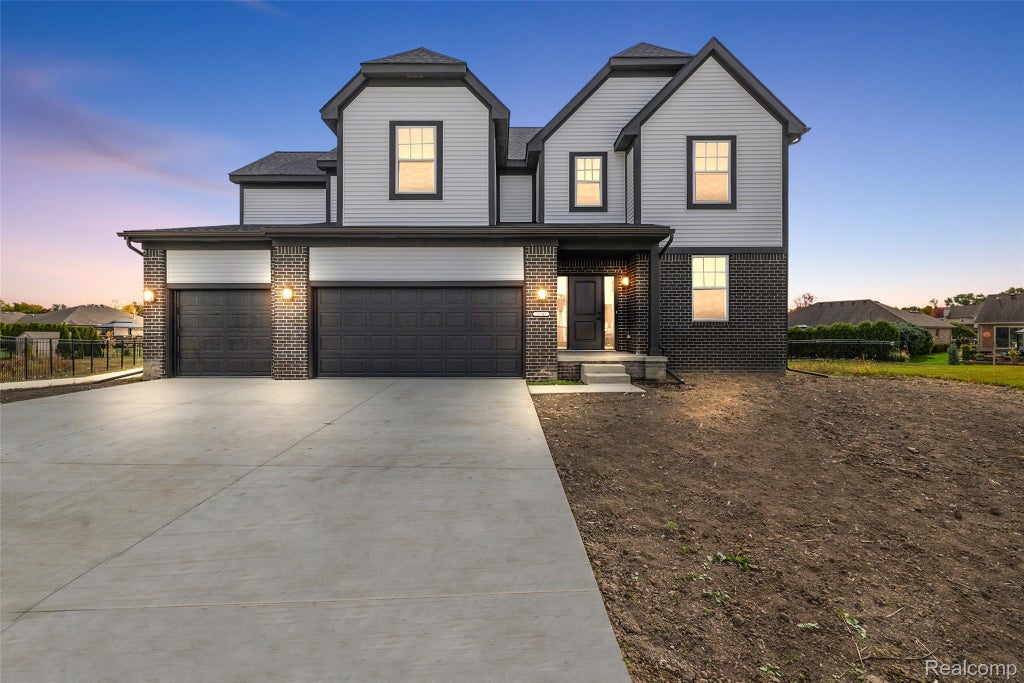 28342 Nadia Ln, Chesterfield township