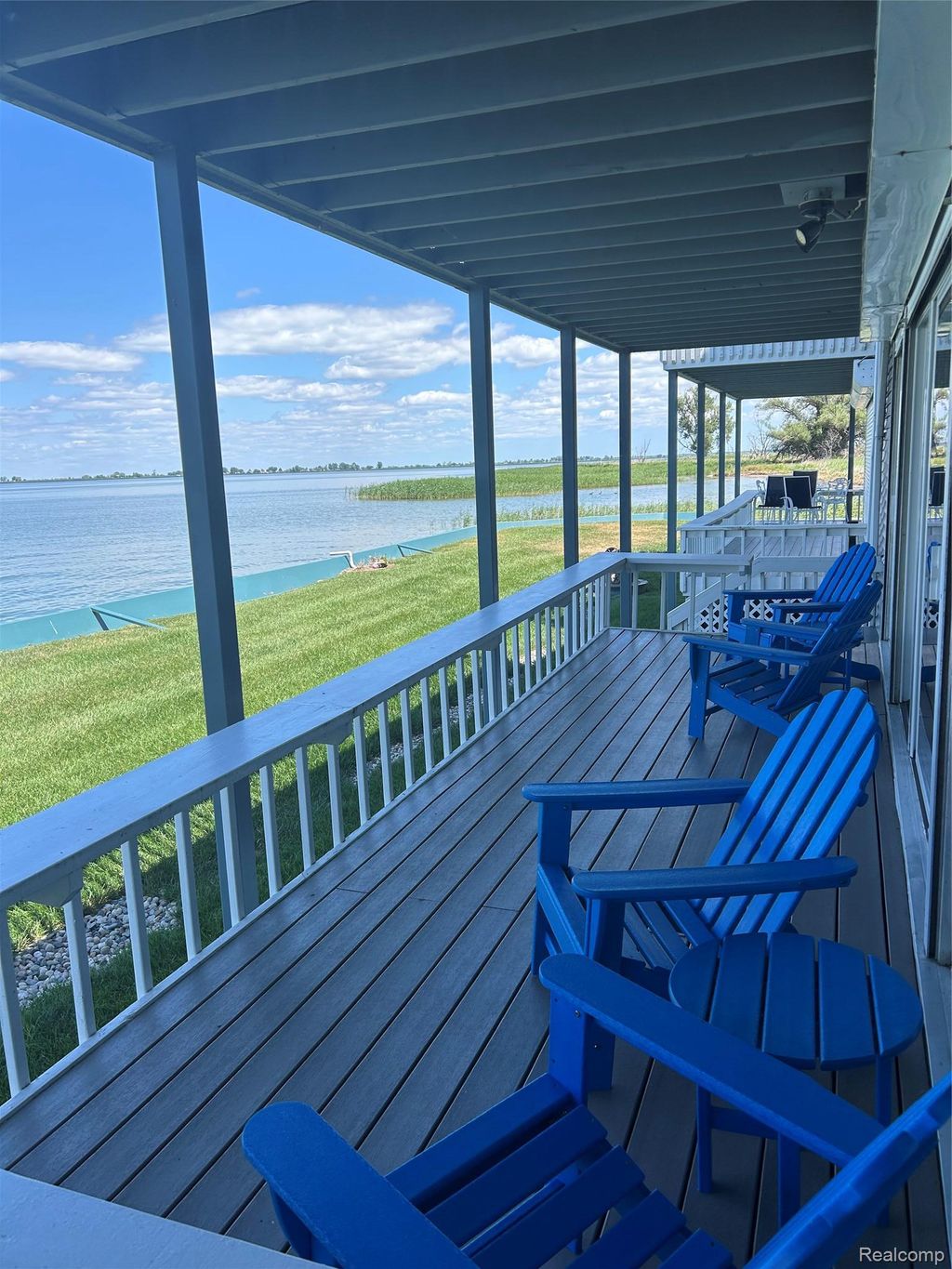 9616 S Channel Dr, Harsens Island