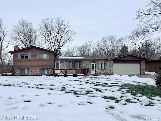 8530 Catherwood Dr, Atlas township
