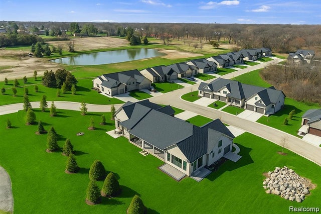 3052 Claret Ln, Rochester Hills city