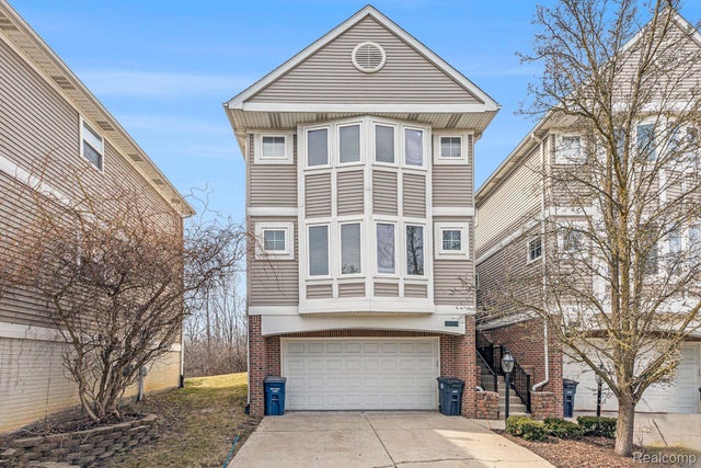 1740 S Maple Rd, Ann Arbor city