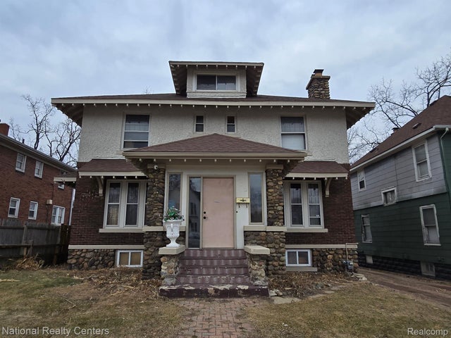 272 Cesar E Chavez Ave, Pontiac city